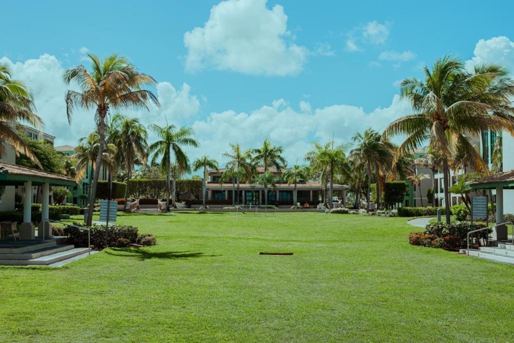 Aquatika Paraiso Tropical Loiza Exteriör bild