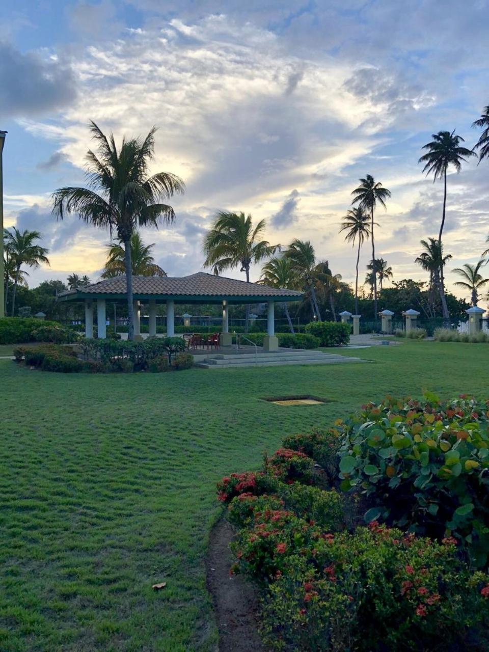 Aquatika Paraiso Tropical Loiza Exteriör bild